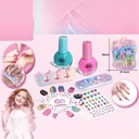 Set de belleza, uñas postizas con esmaltes, en blister