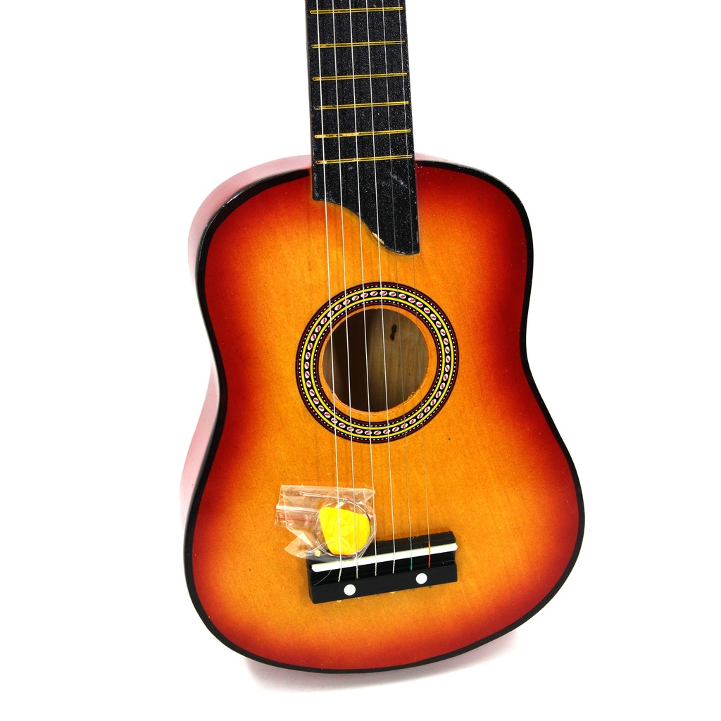 Guitarra de madera clásica, chica, en caja