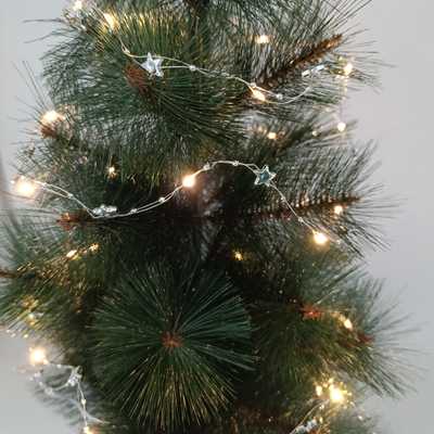 [HE1830] Luces led x30 estrellas mini, cálidas, 2AA, en caja