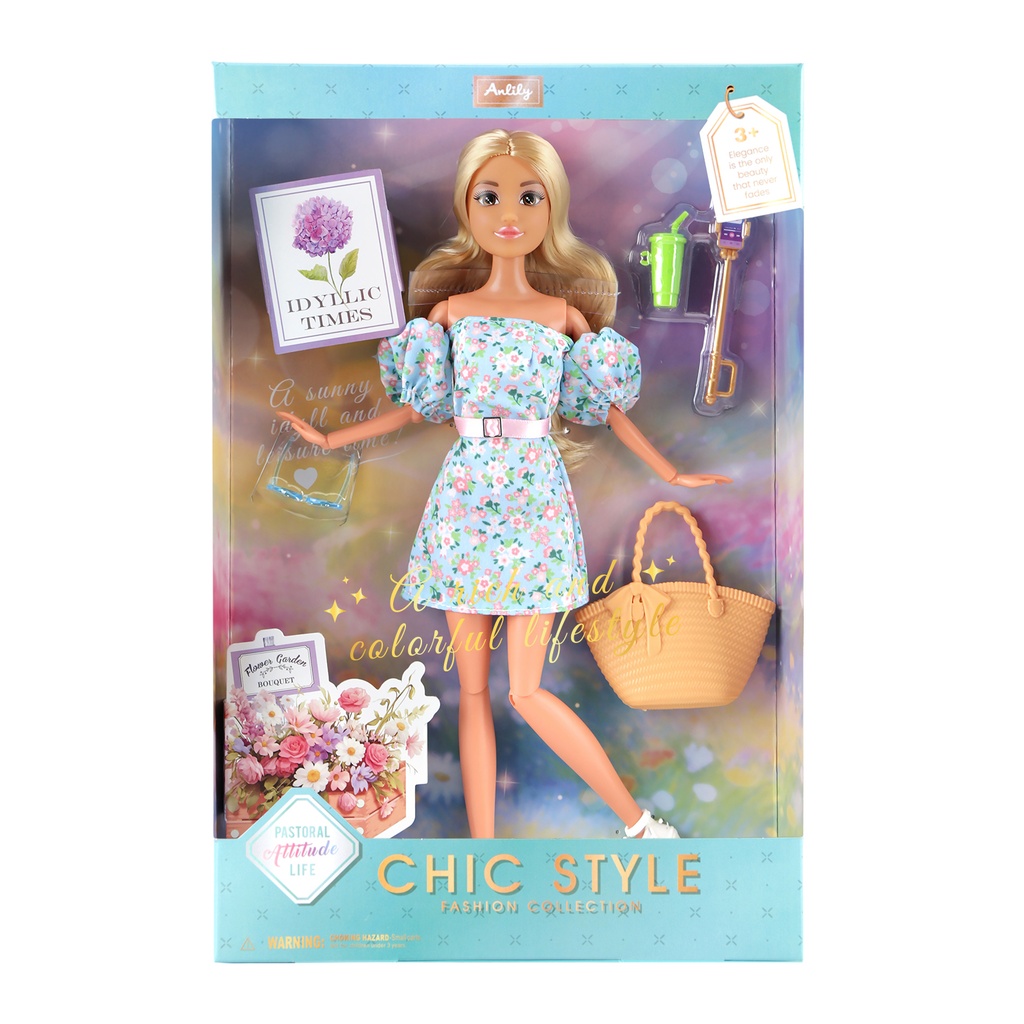 Muñeca articulada, con accesorios, en caja